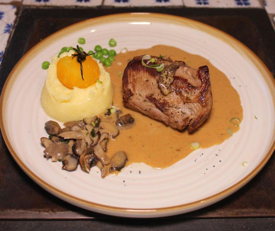 Hotel La Maison Tatin